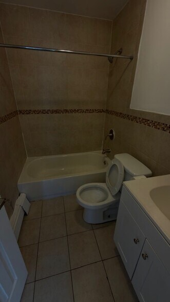 Building Photo - 6951 Almeda Ave