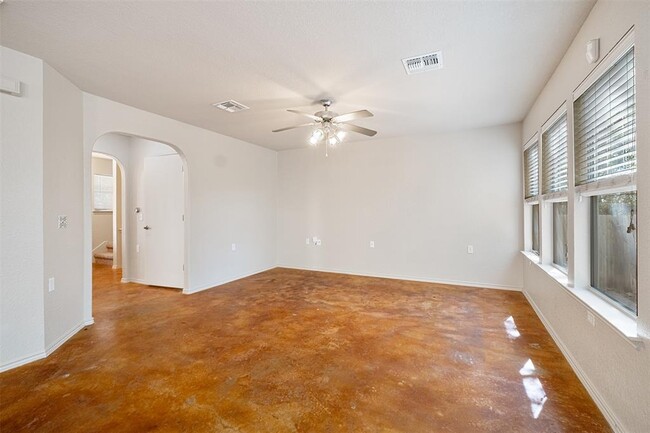 Building Photo - 7101 Thannas Way