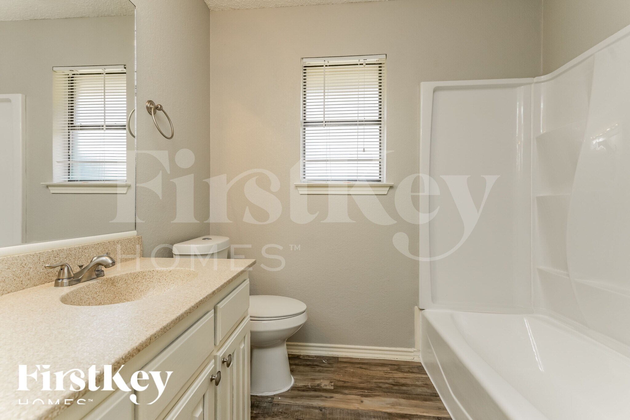 Building Photo - 5 Hastings Ct