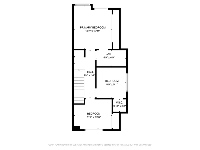 Building Photo - 3 Bed 1.5 Bath Townhouse w/ Garage Close t...