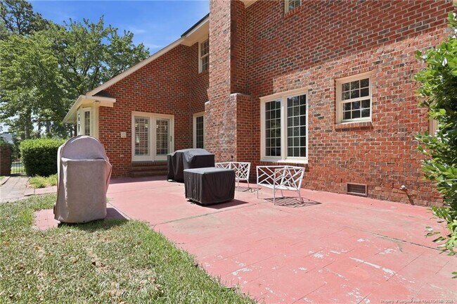 Building Photo - 3525 Prestwick Dr