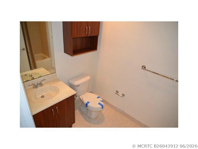 Building Photo - 3020 NW 125th Ave