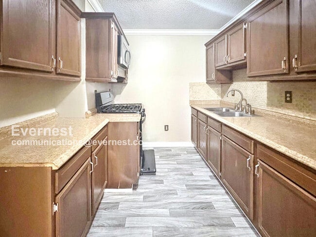Building Photo - 315 14th Street Ensley