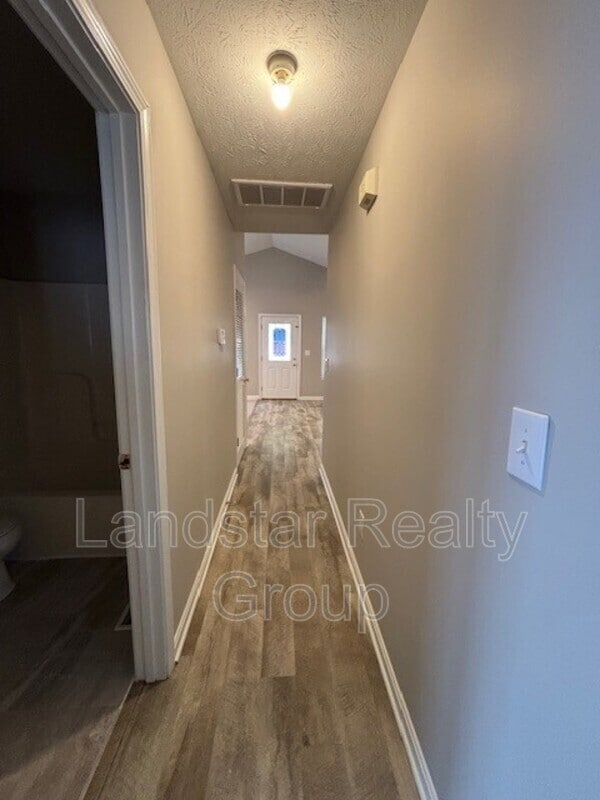 Building Photo - 3763 Parthenia Ave