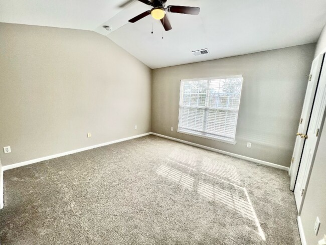 Building Photo - 2852 Summergrove Ct