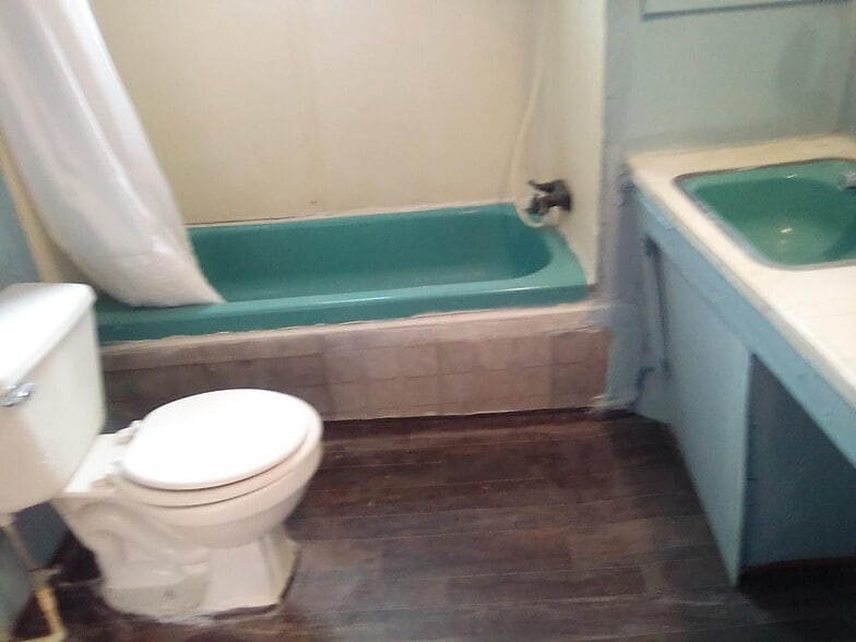 Building Photo - 5457 Creel St