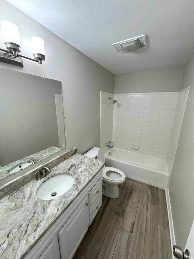 Building Photo - Shreveport Home!