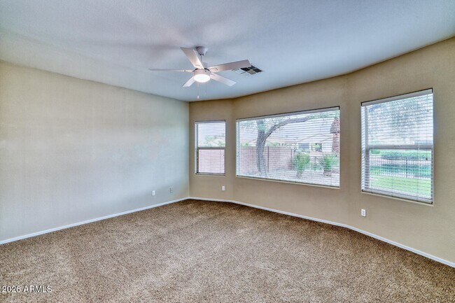Building Photo - 844 E Indian Wells Pl