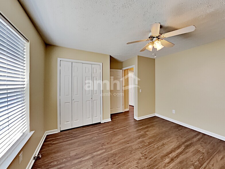 Building Photo - 1219 Murray Ct