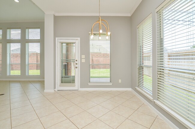 Building Photo - 3910 Jade Cove Ln