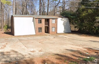 Building Photo - Two bedroom, 1 bath apartment in Haw River