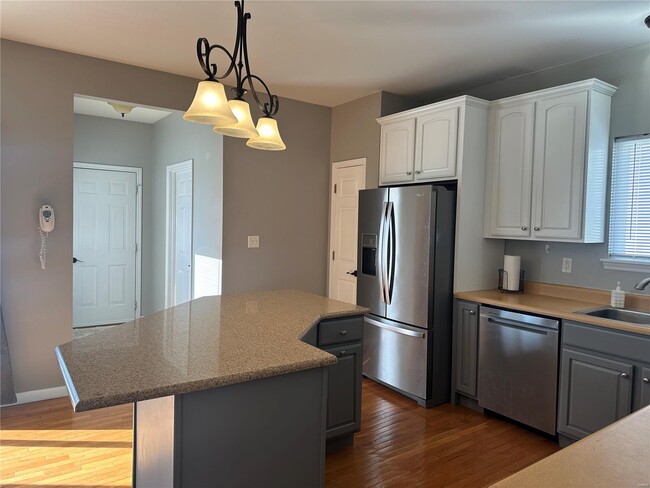 Building Photo - 208 Madison Park Dr