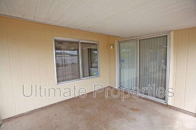 Building Photo - 9859 W Emberwood Dr