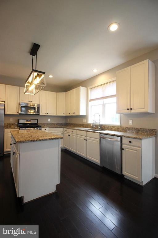 Building Photo - 14015 Wood Rock Way