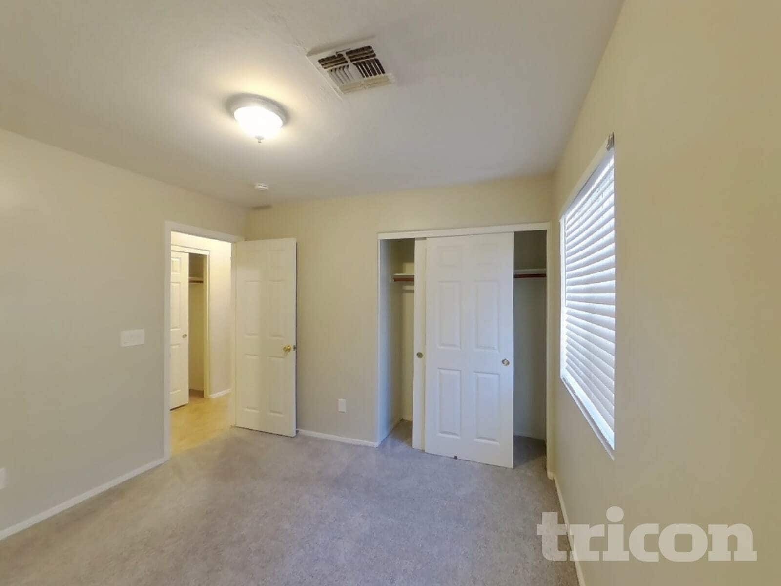 Building Photo - 1491 E Stirrup Ln