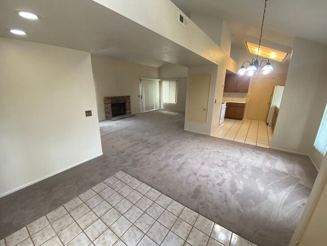 Building Photo - Charming 3 Bedroom, 2 Bath Home in San Mar...