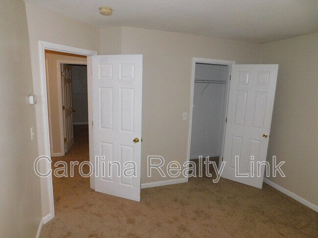 Building Photo - 3131 Decapolis Dr