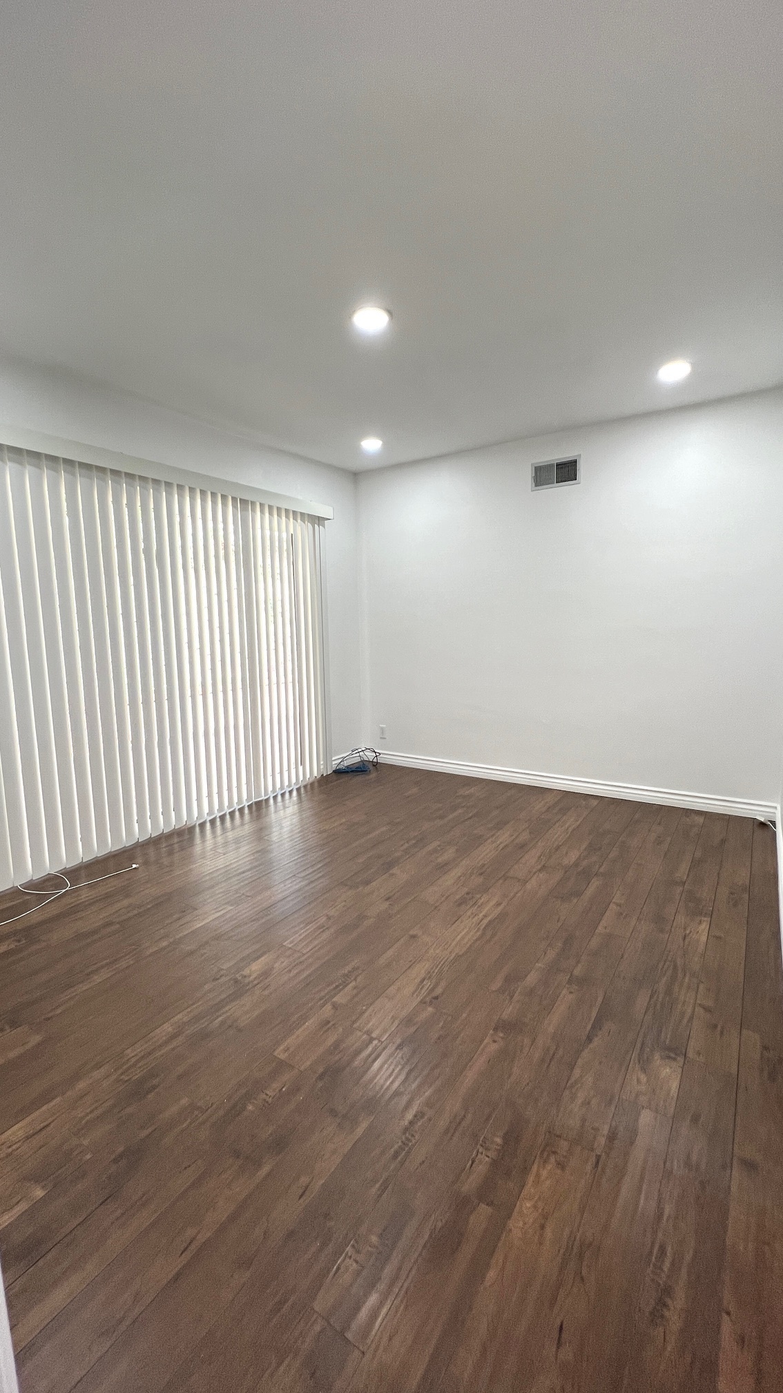 Building Photo - 3155 Linda Vista Rd