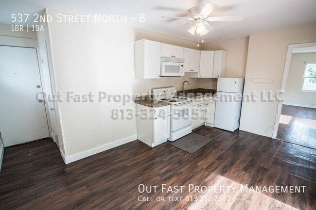 Building Photo - 537 2nd St N