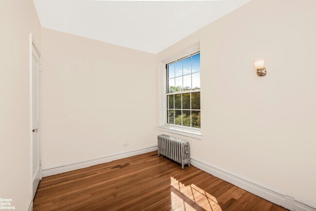 Building Photo - 4513 Manhattan College Pkwy