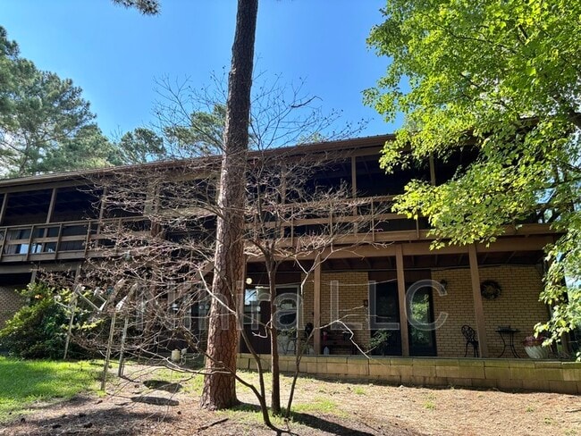 Building Photo - 5627 Quail Ridge Dr