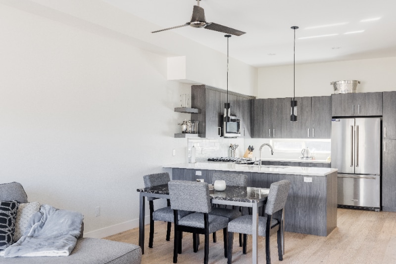 Building Photo - 3460 E 31st Ave