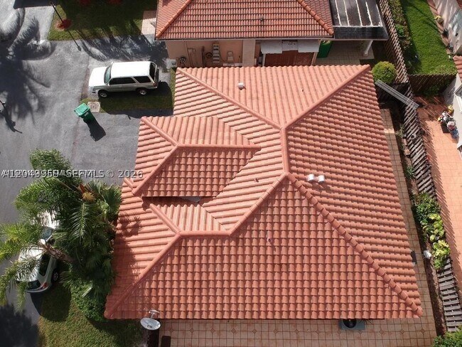 Building Photo - 5758 NW 97th Pl