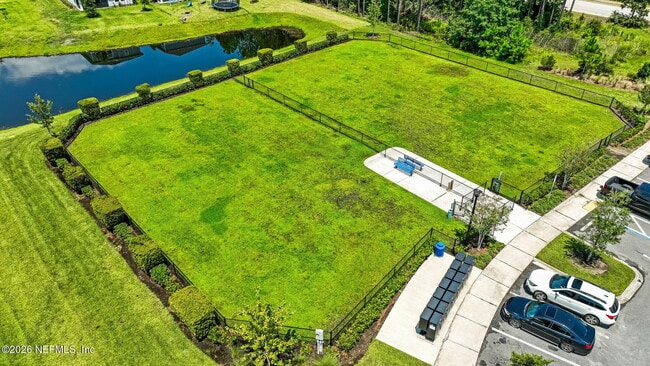 Building Photo - 124 Pine Bluff Dr