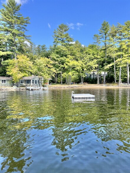 Building Photo - 11 Basswood Bay Rd