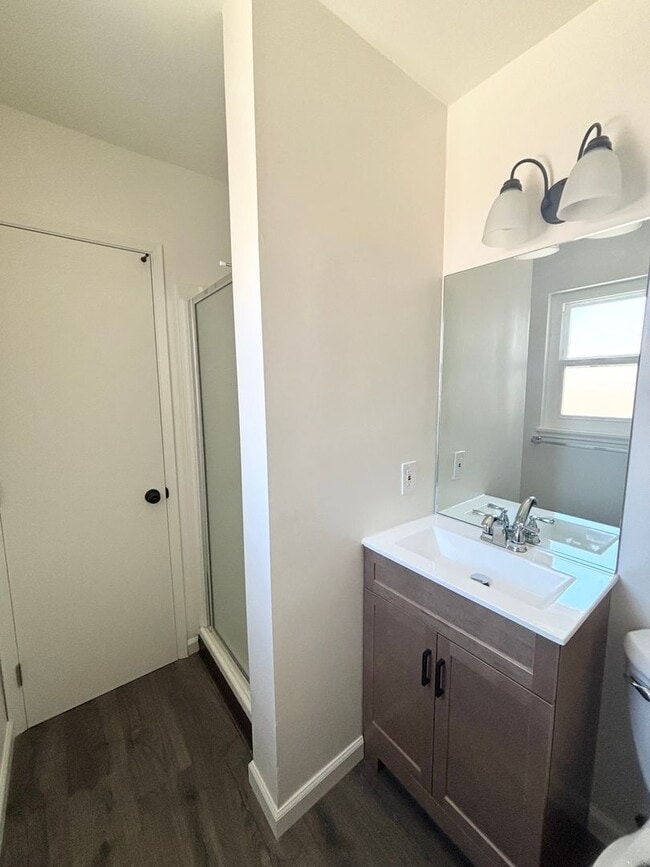 Building Photo - Beautiful 3 Bedroom on the Southside!