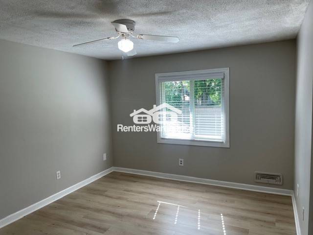 Building Photo - 651 Croixwood Pl
