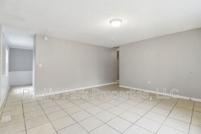 Building Photo - 8209 Gilmore Rd