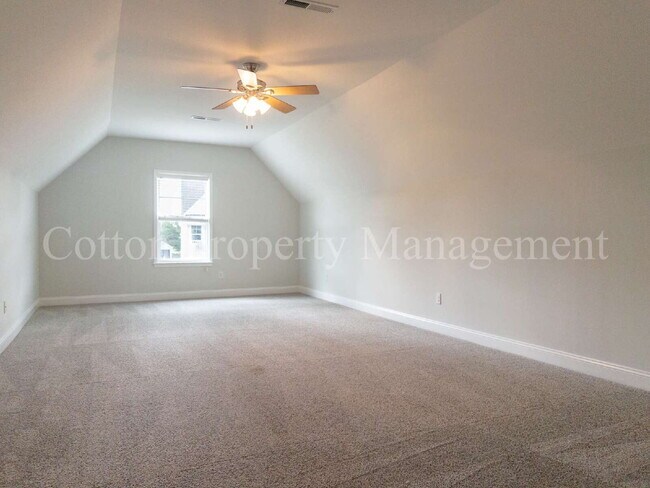 Building Photo - 7445 Darius Dr