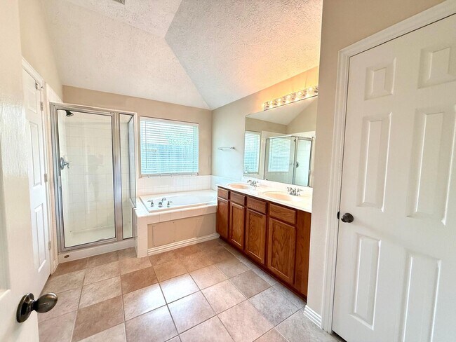 Building Photo - 23202 Prairie Lily Ln