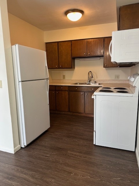 Building Photo - 634 W Foulke Ave