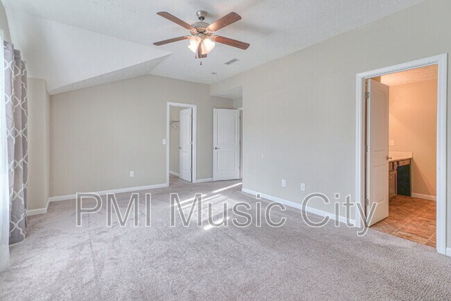 Building Photo - 4219 Golden Sun Ct