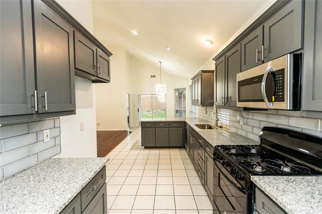 Building Photo - 9901 Bend Ct