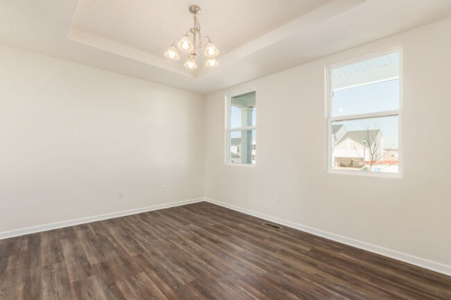 Building Photo - 317 Raccoon Ave