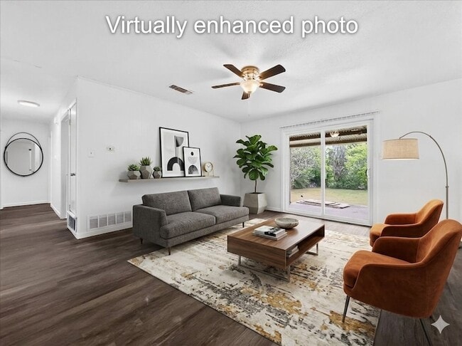 Building Photo - 2521 Putnam St