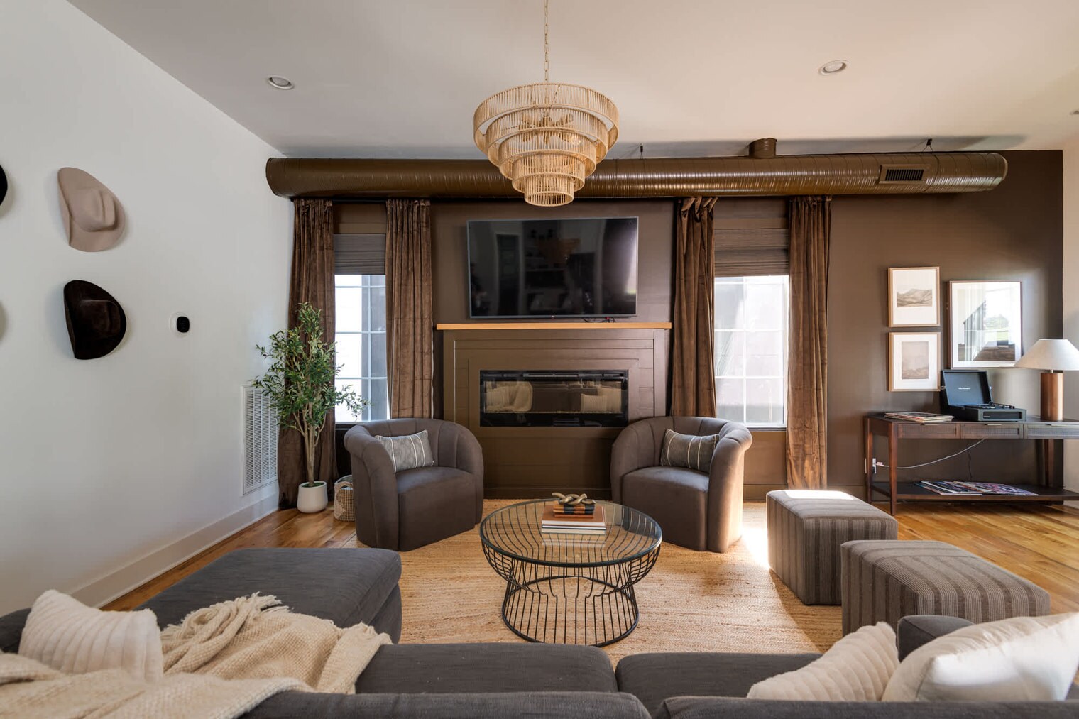 Building Photo - 1113 Wade Ave