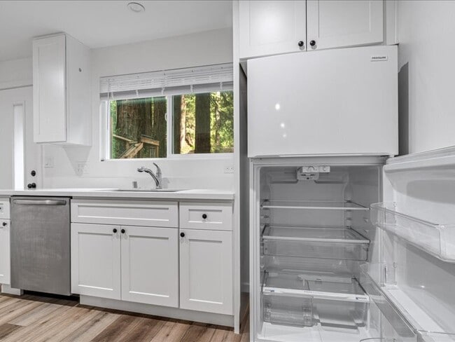 Building Photo - 14842 Canyon 1 Rd