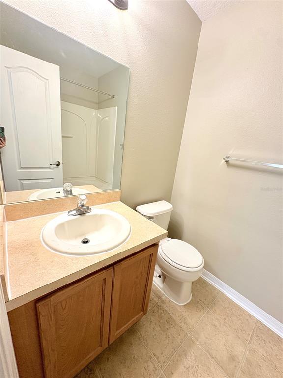 Building Photo - 10812 Kensington Park Ave