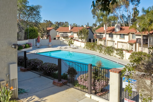 Building Photo - 348 Windy Ln