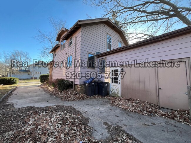 Building Photo - 3 Bedroom, 1 Bathroom House for Rent | Gre...