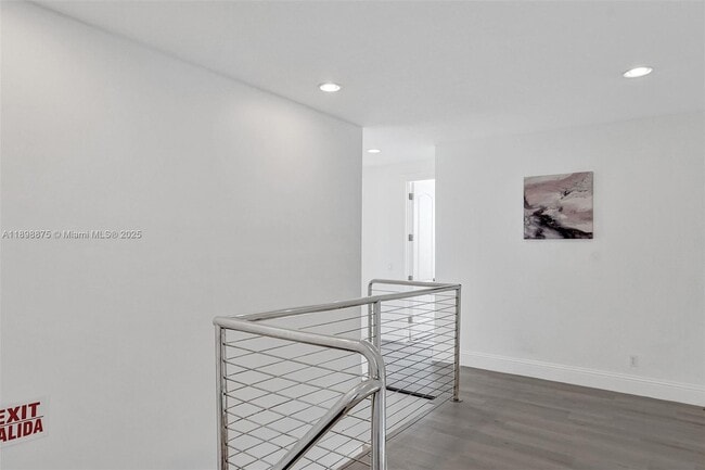 Building Photo - 1207 SW 21st St
