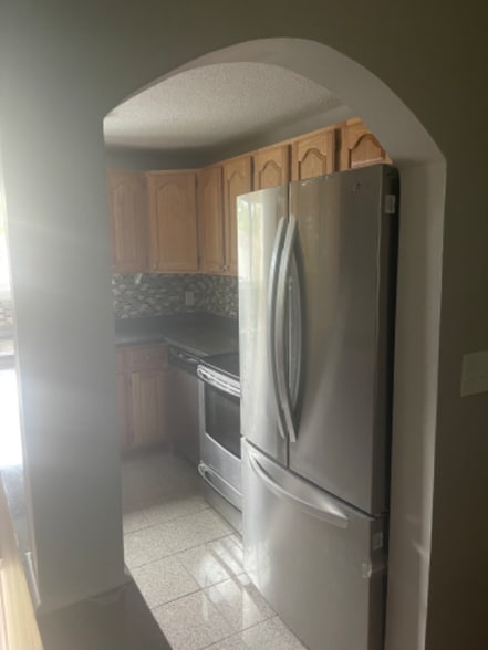 Building Photo - 53 Braeburn Ln