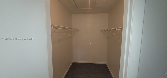 Building Photo - 4351 NW 19th St