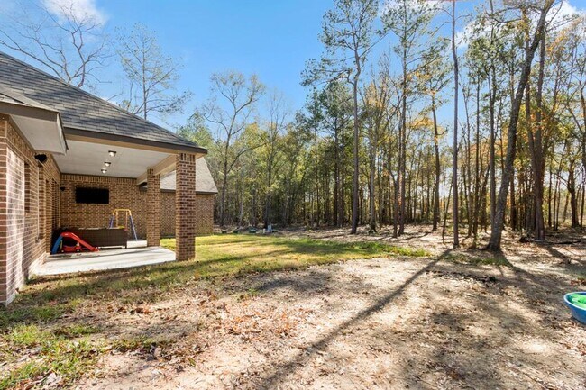 Building Photo - 1433 Rd 66113