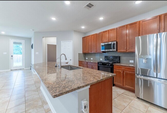 Building Photo - 2850 Cayden Crk Wy