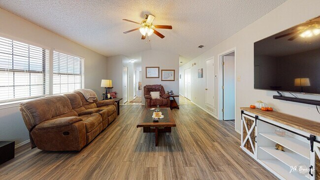 Building Photo - 4513 Fairgate Dr